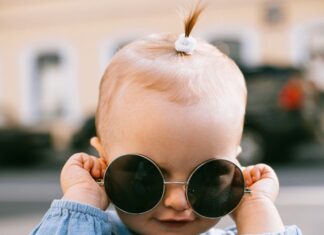 Czy dzieci potrzebują okularów przeciwsłonecznych? Okulary przeciwsłoneczne dla dzieci Okulary przeciwsłoneczne dla dzieci