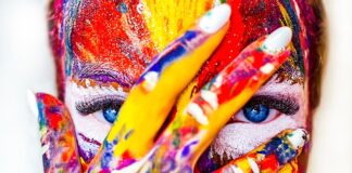 Jak ukryć projektor?