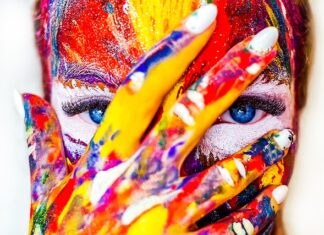 Jak ukryć projektor? Jak ukryć projektor?