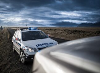 Ile naboi ma policyjny pistolet? Ile naboi ma policyjny pistolet?