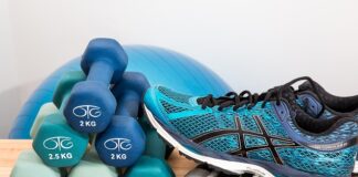 Jak umyć w środku gumowe zabawki?